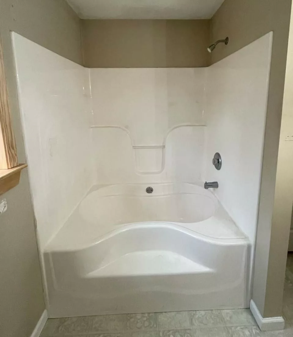 Shower unit before shower unit before