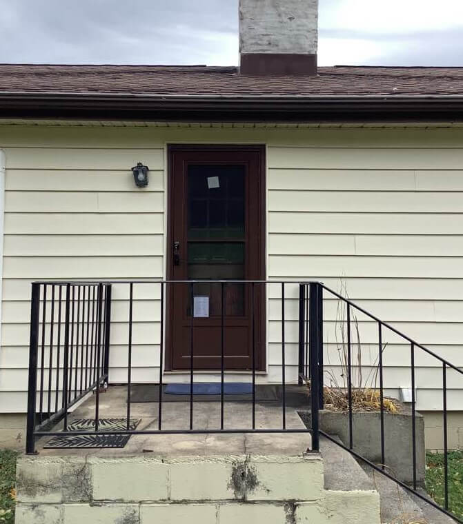 New storm door storm door in tudor brown-black hardware